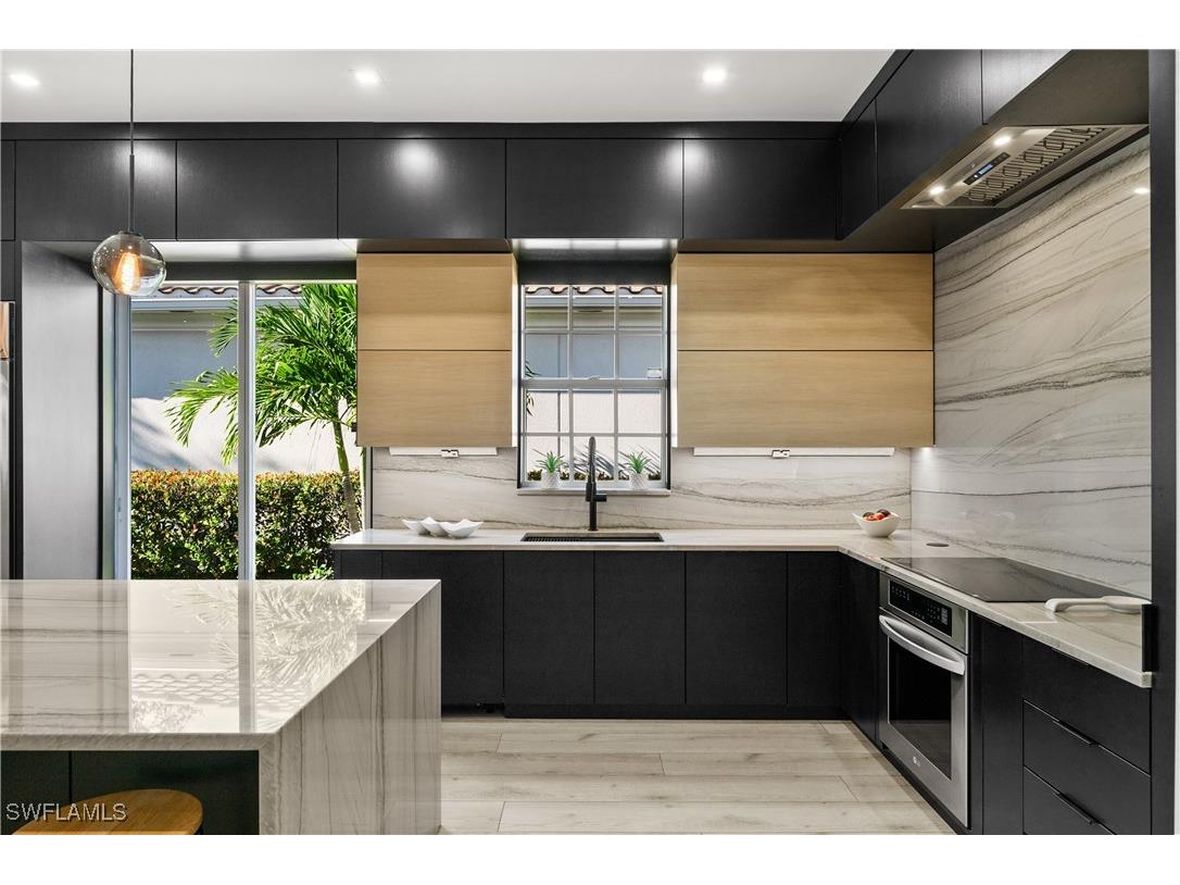 3007 Ellice Way Naples FL 34119 224079135 image1