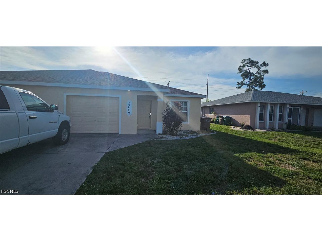3007 SW Santa Barbara Place Cape Coral FL 33914 2026028249 image1