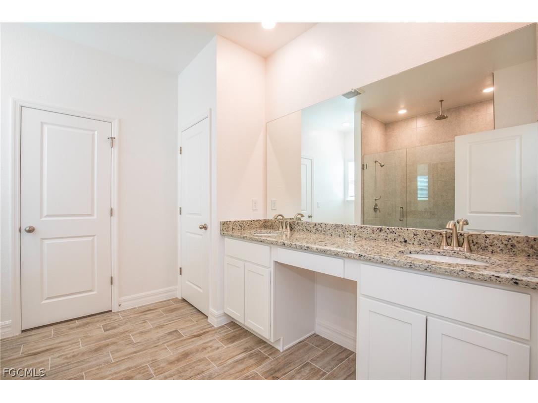 3008 38th Street SW Lehigh Acres FL 33976 2026007762 image9