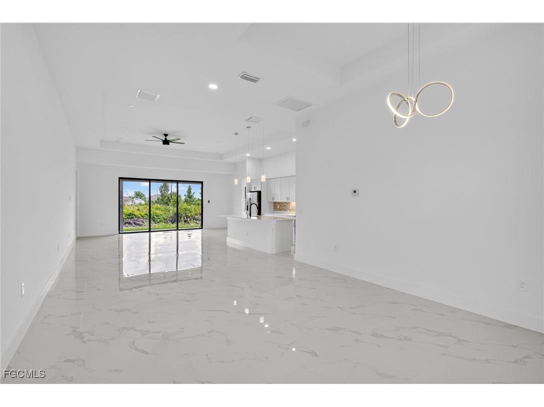 3008 62nd Street W Lehigh Acres FL 33971 2025002271 image10