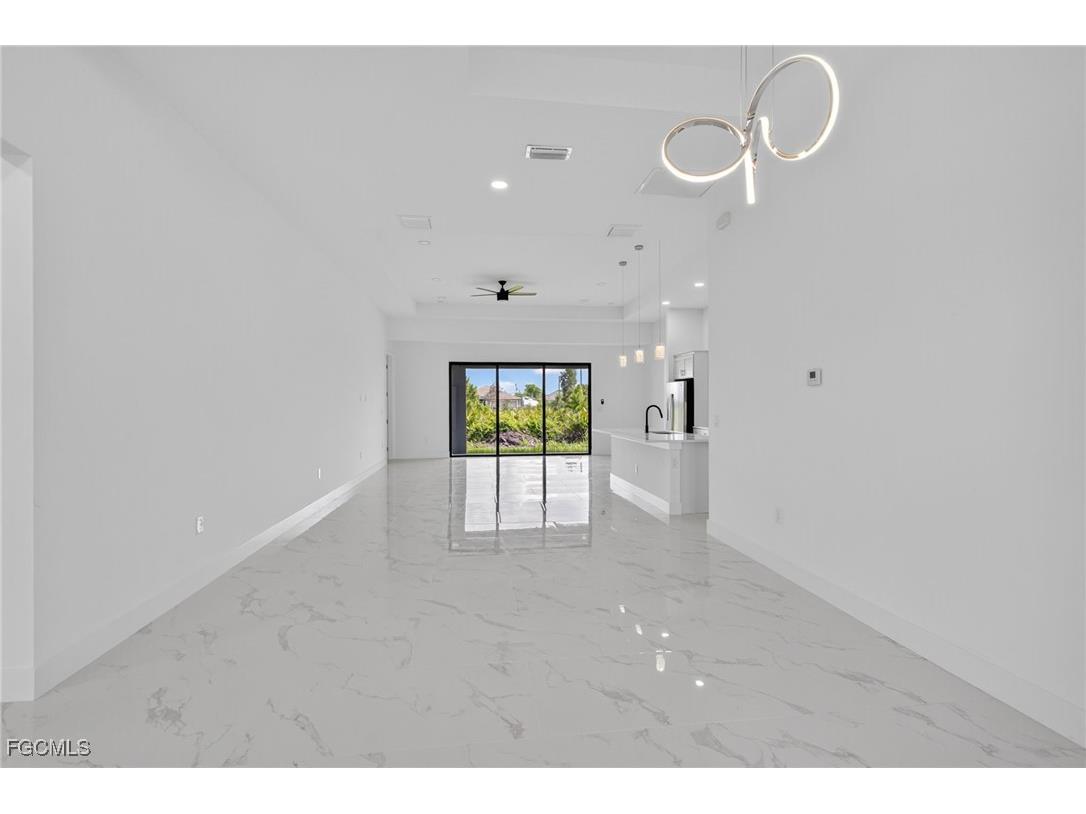 3008 62nd Street W Lehigh Acres FL 33971 2025002271 image12