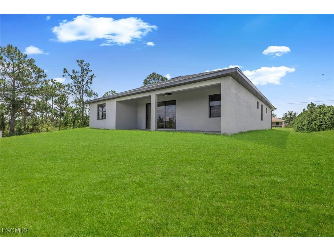 3008 62nd Street W Lehigh Acres FL 33971 2025002271 image46