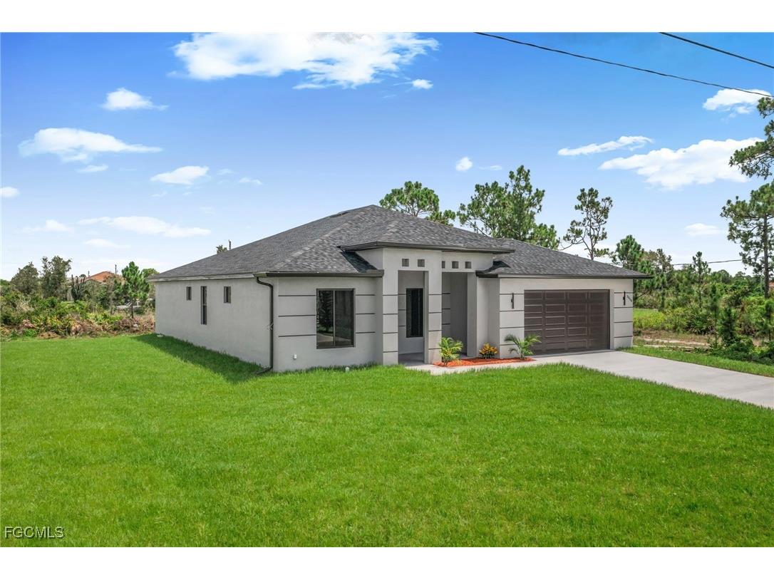 3008 62nd Street W Lehigh Acres FL 33971 2025002271 image7