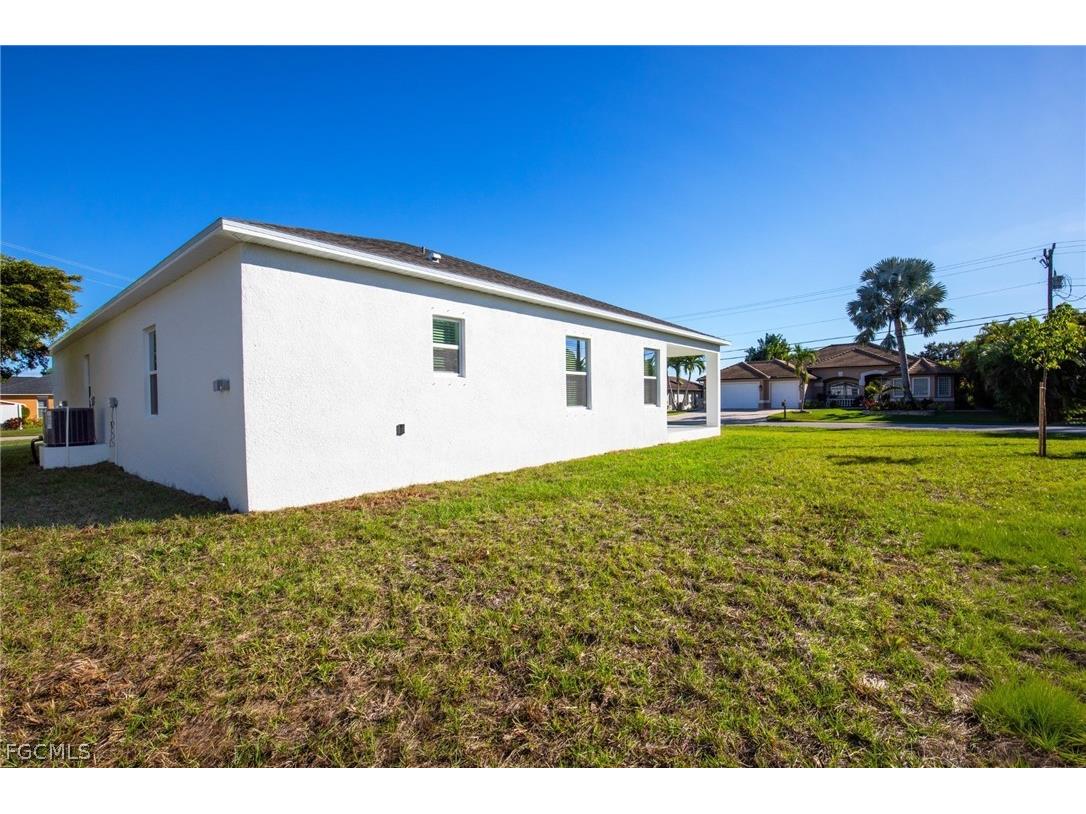 3008 SE 1st Avenue Cape Coral FL 33904 225007500 image20