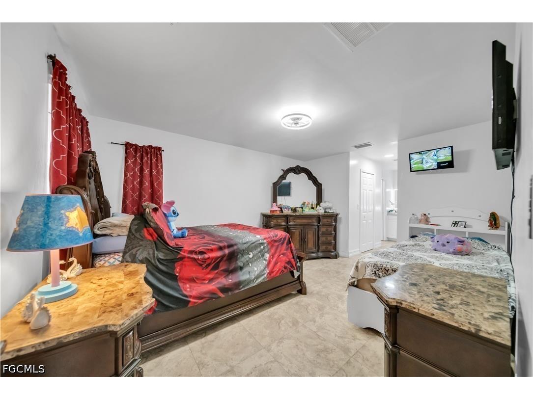 3009 30th Street W Lehigh Acres FL 33971 2026020617 image10