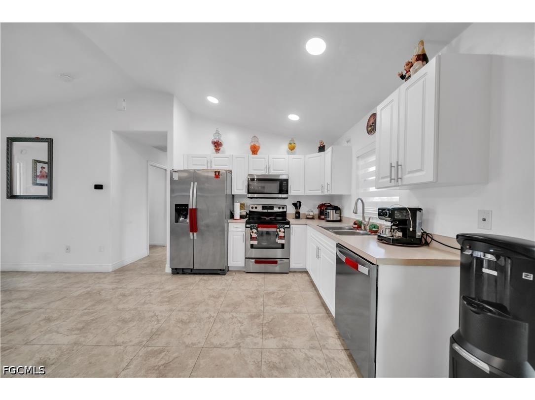 3009 30th Street W Lehigh Acres FL 33971 2026020617 image7