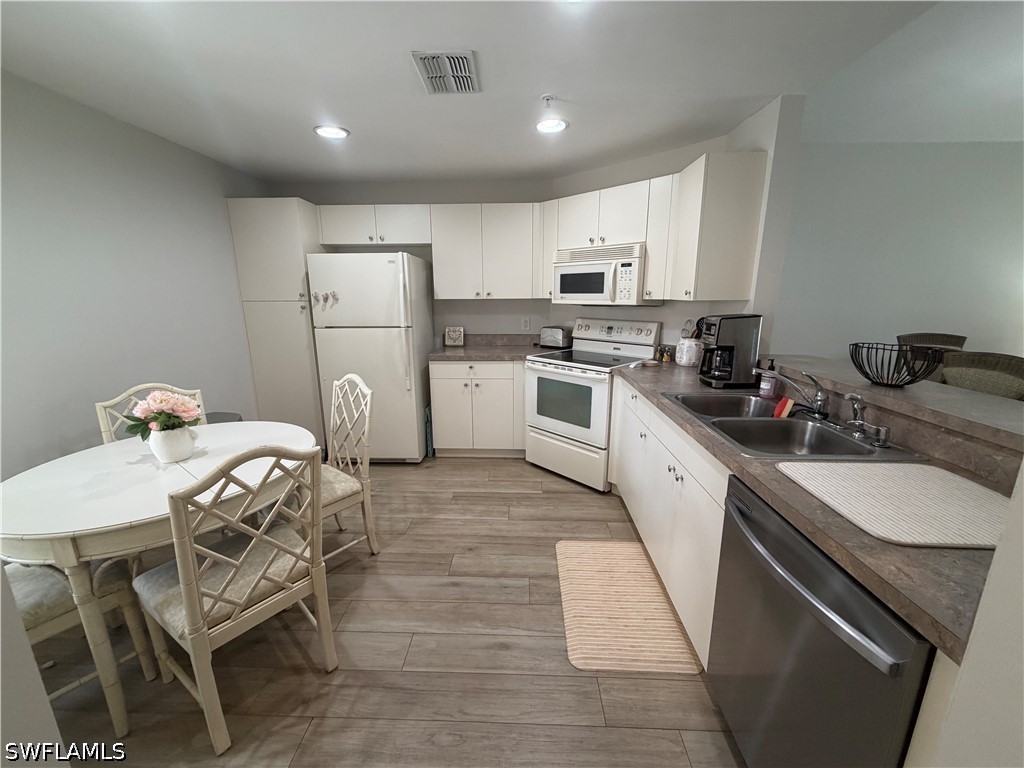 3009 Driftwood Way #2803 Naples FL 34109 226025318 image5