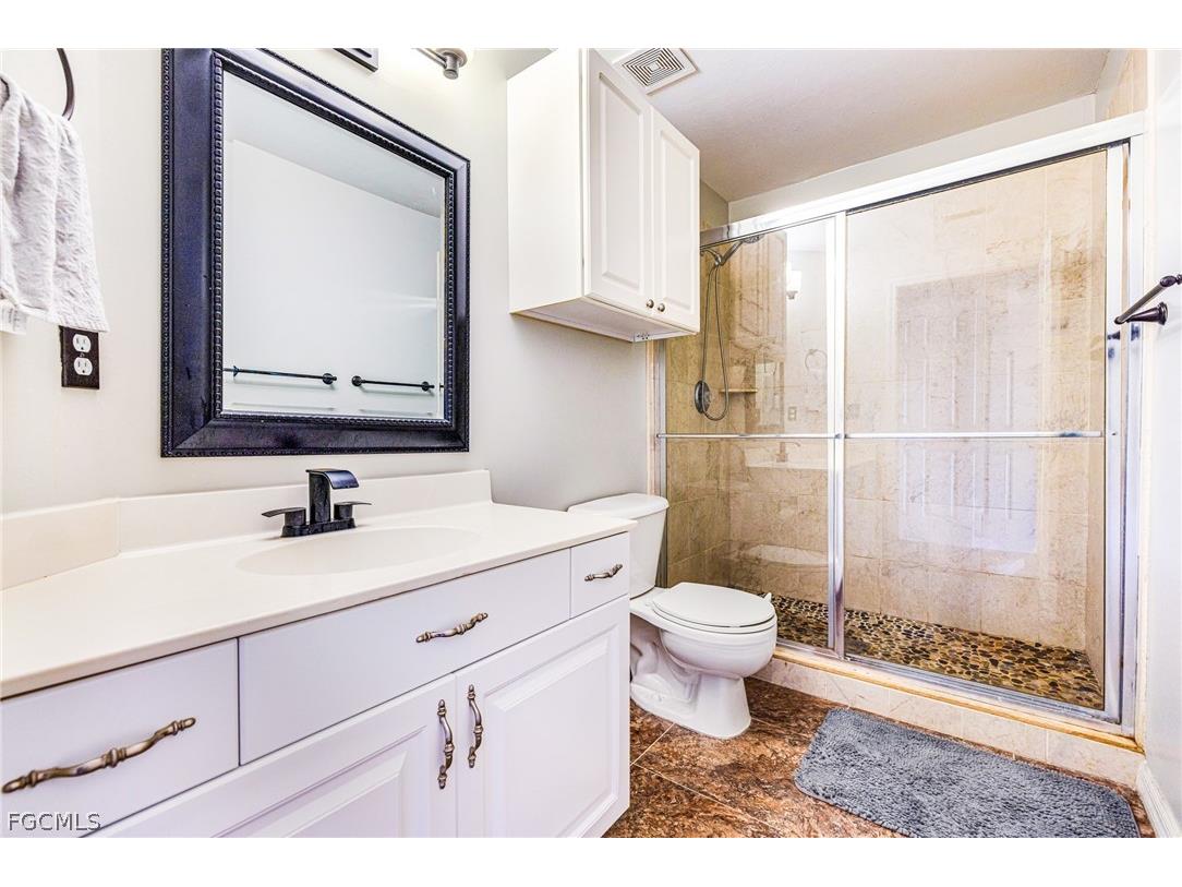 3009 Palmetto Oak Drive #102 Fort Myers FL 33916 2026014000 image21