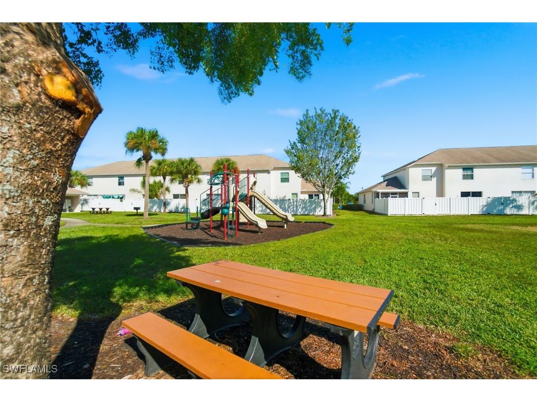 3009 Palmetto Oak Drive #104 Fort Myers FL 33916 225078031 image43