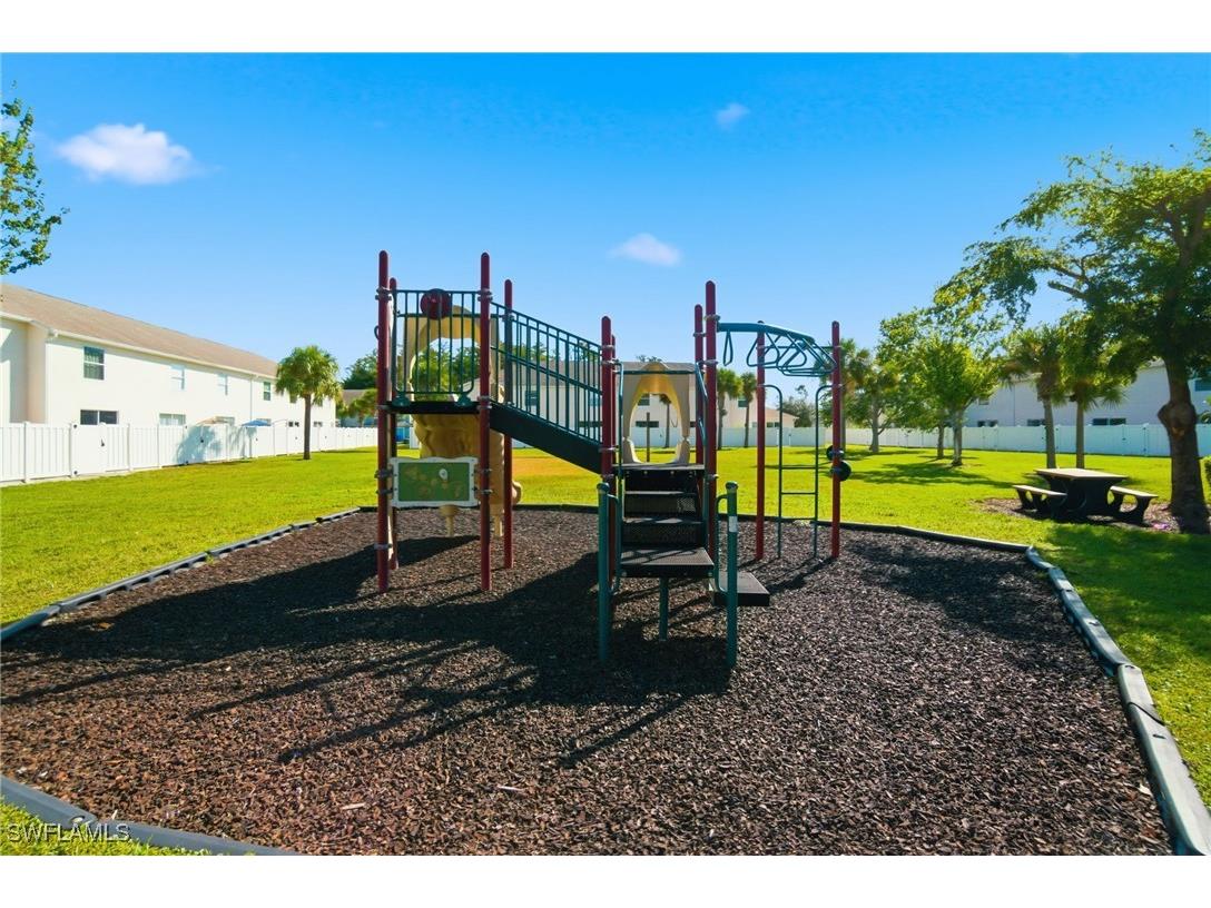 3009 Palmetto Oak Drive #104 Fort Myers FL 33916 225078031 image44