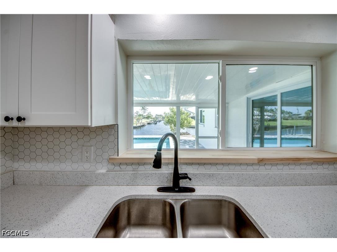 3009 SE 10th Avenue Cape Coral FL 33904 2026018698 image11
