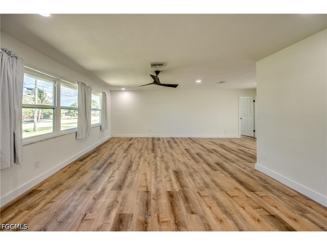 3009 SE 10th Avenue Cape Coral FL 33904 2026018698 image2