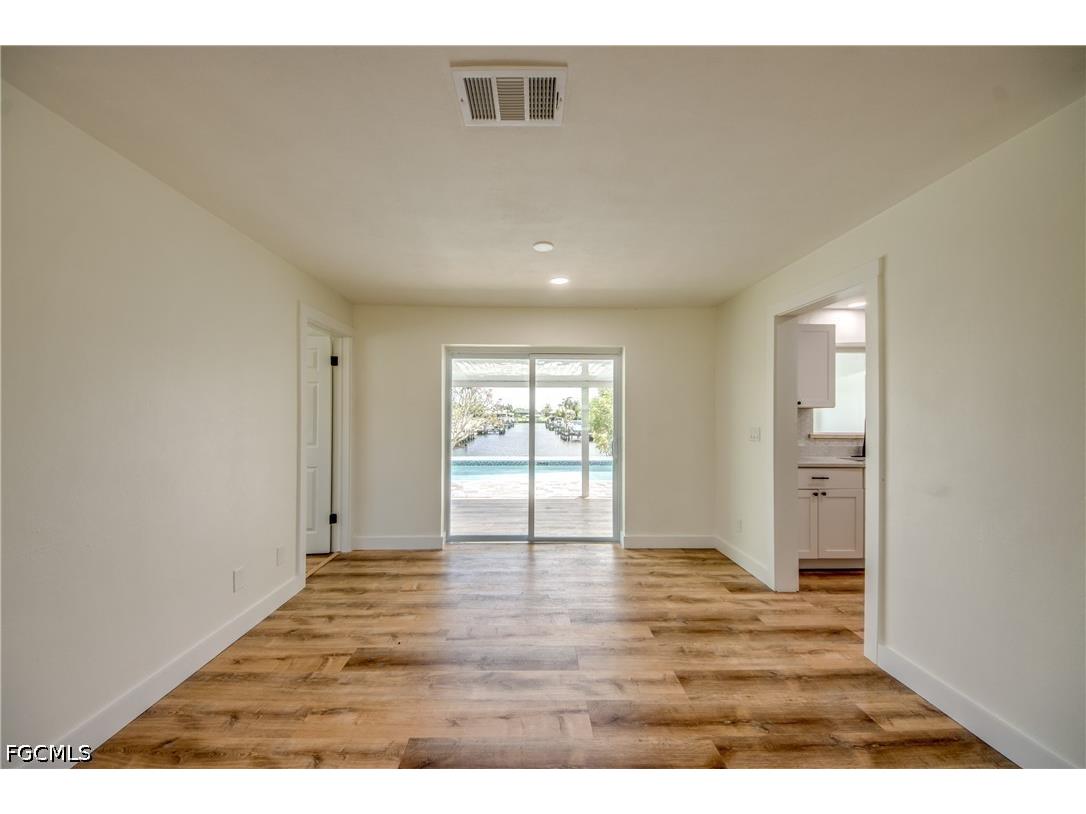 3009 SE 10th Avenue Cape Coral FL 33904 2026018698 image6