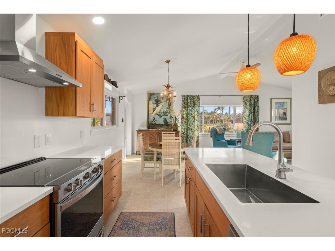 3009 Singing Wind Drive Sanibel FL 33957 2026004604 image12