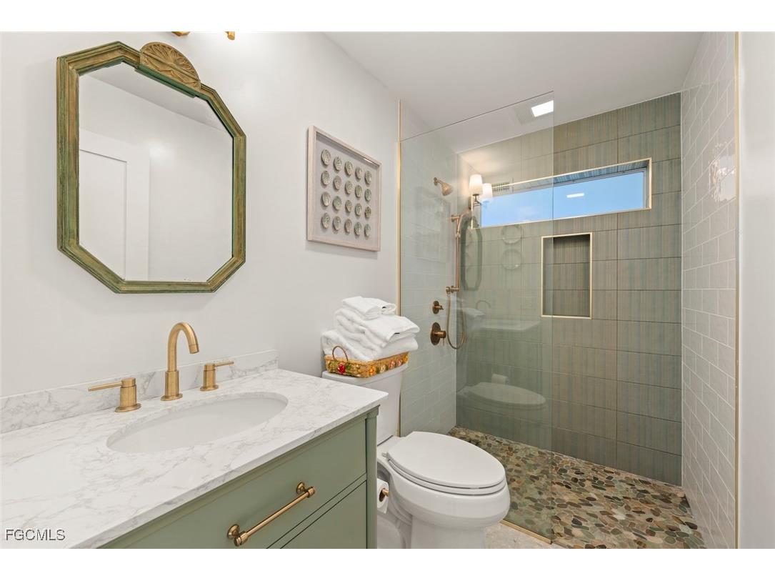 3009 Singing Wind Drive Sanibel FL 33957 2026004604 image33