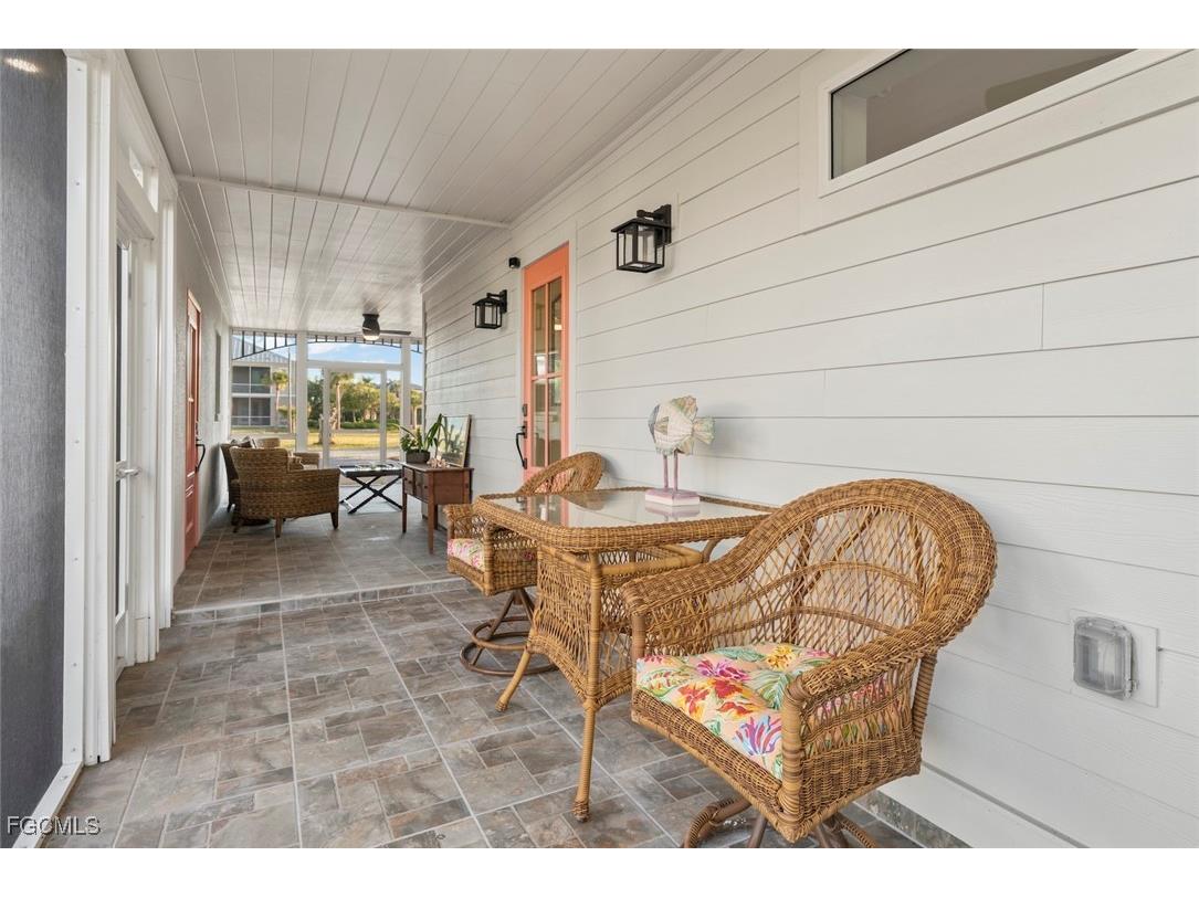 3009 Singing Wind Drive Sanibel FL 33957 2026004604 image5