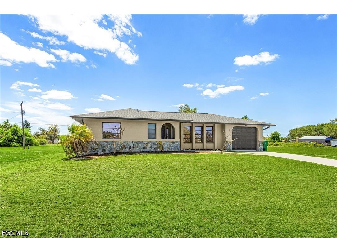 30095 Holly Road Punta Gorda FL 33982 2026017198 image1