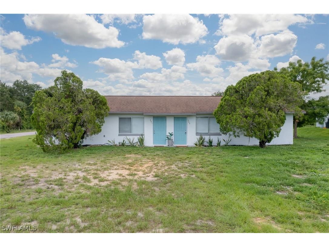 301-303 Gordon Avenue S Lehigh Acres FL 33973 224034575 image1