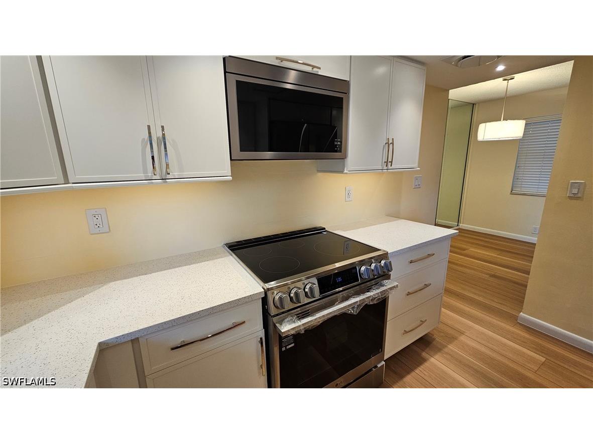 301 6th Avenue S #D Naples FL 34102 226015393 image11