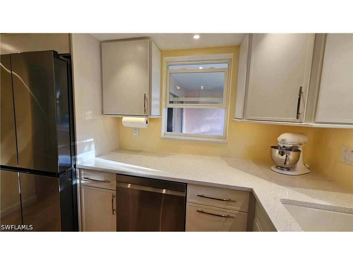 301 6th Avenue S #D Naples FL 34102 226015393 image15