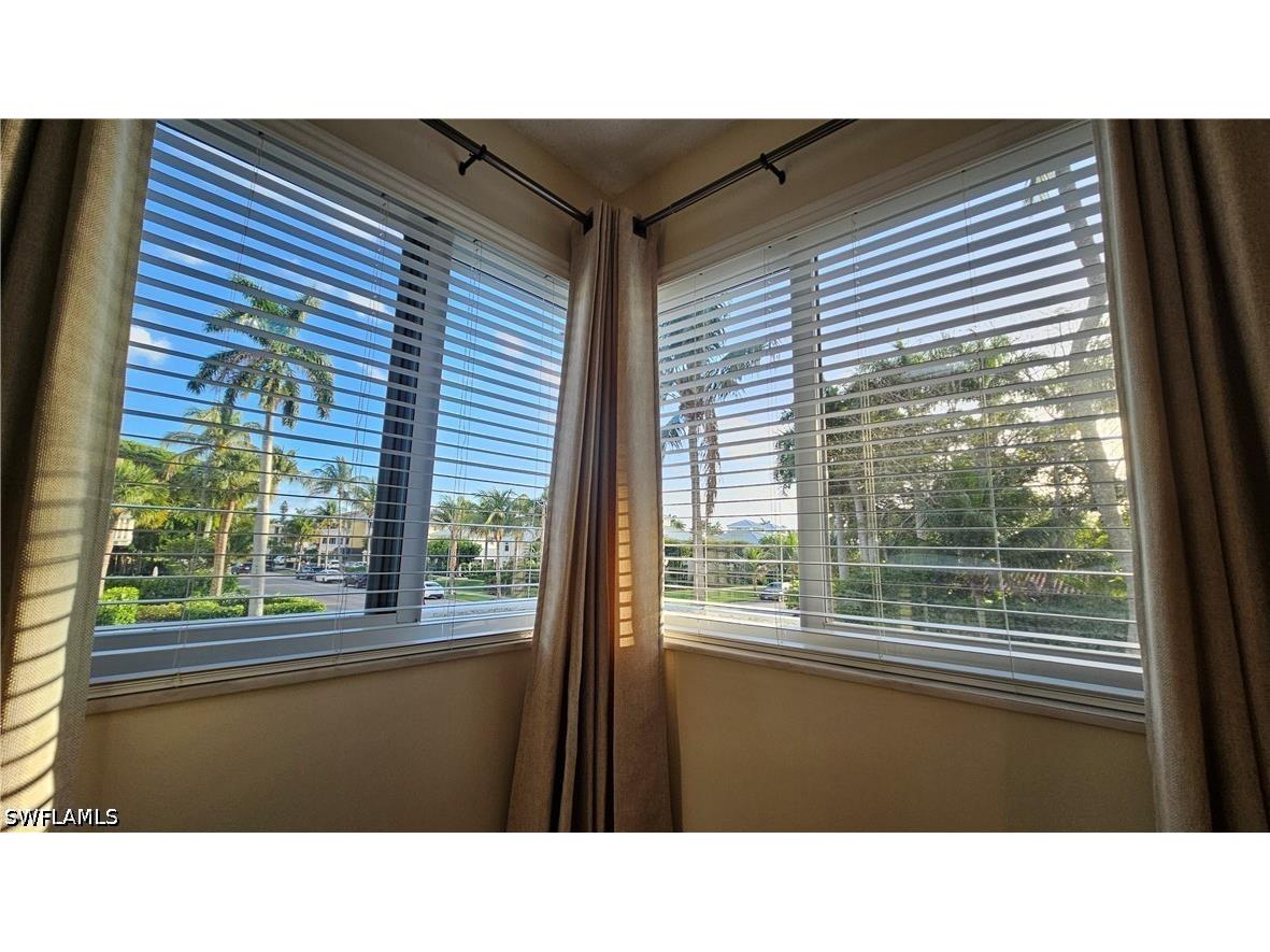 301 6th Avenue S #D Naples FL 34102 226015393 image22