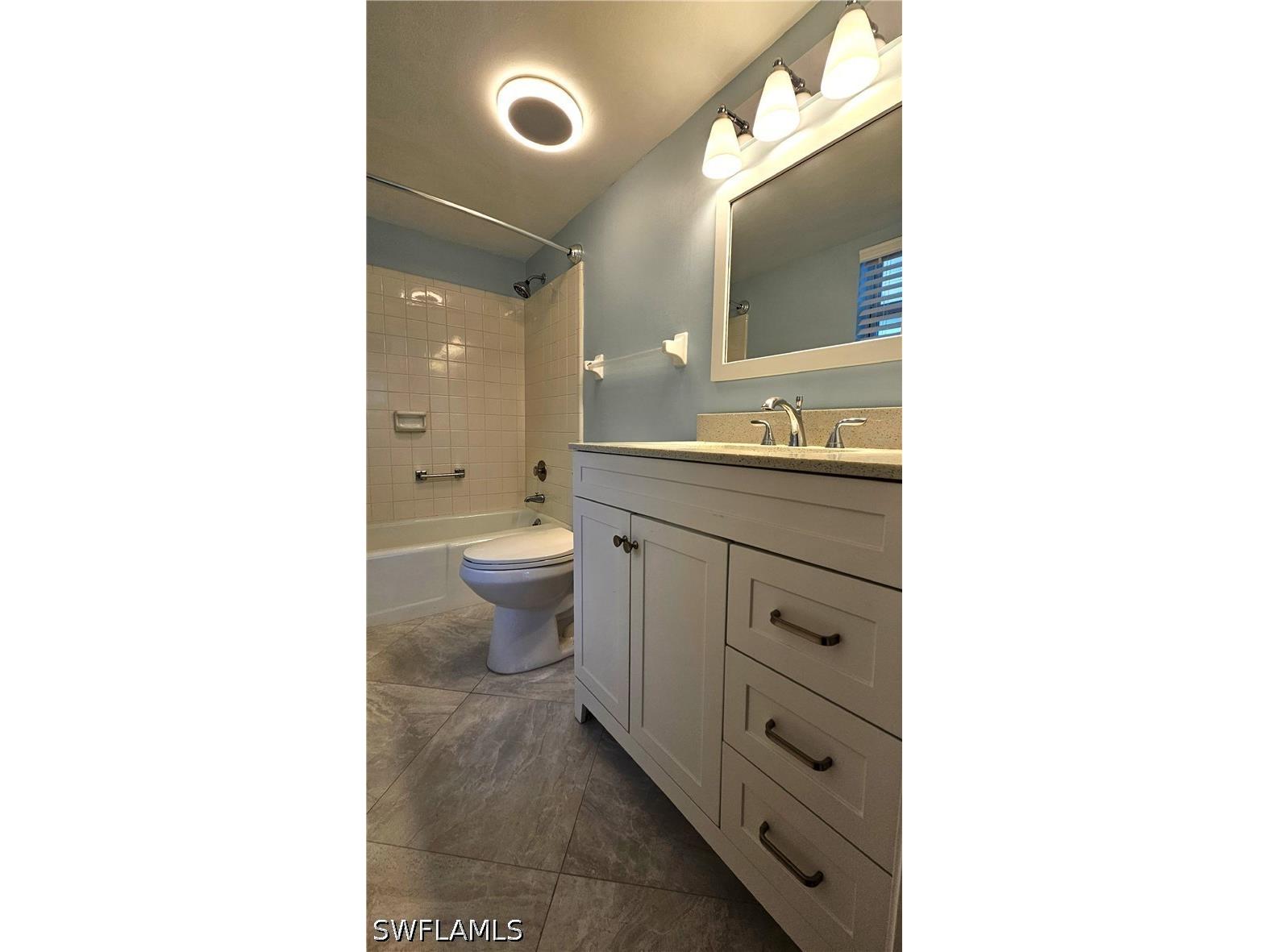 301 6th Avenue S #D Naples FL 34102 226015393 image26