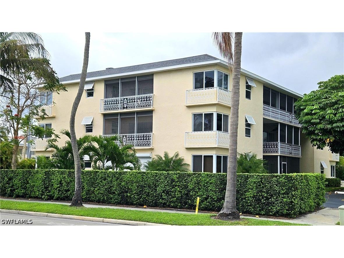 301 6th Avenue S #D Naples FL 34102 226015393 image29