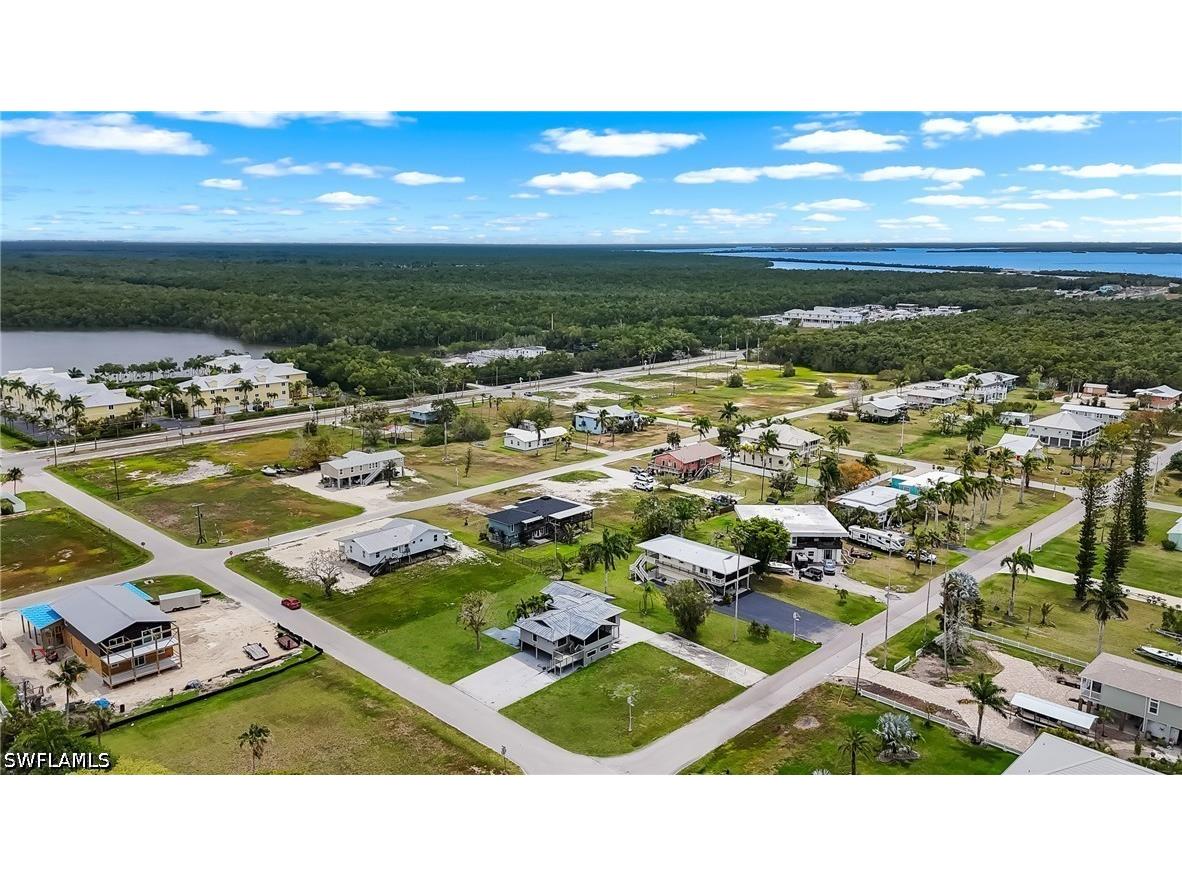 301 Allen Avenue Everglades City FL 34139 226016653 image10