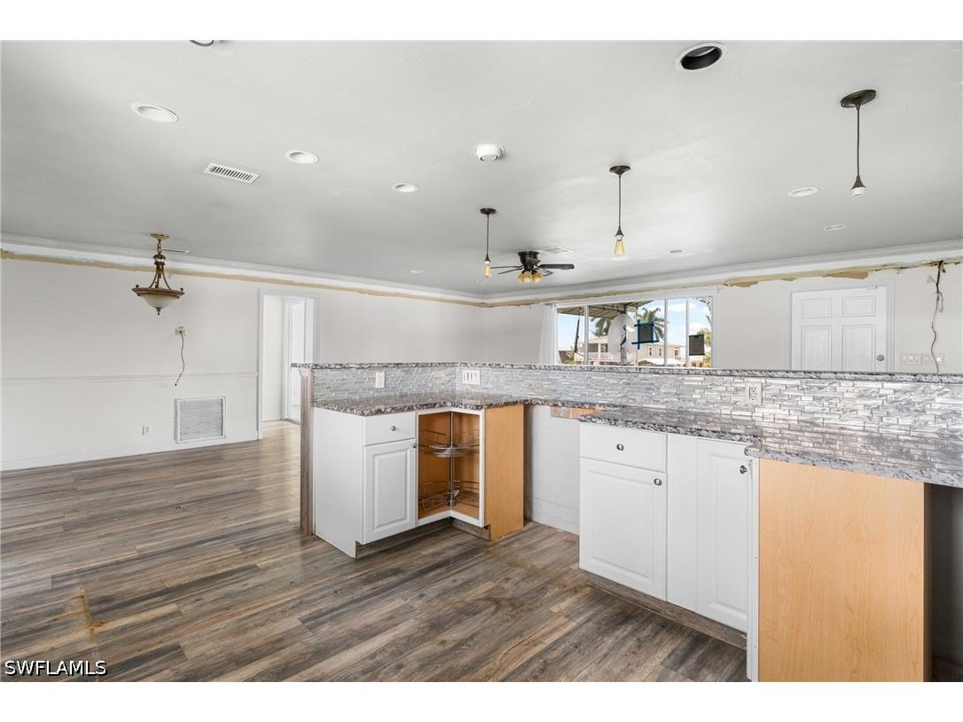301 Allen Avenue Everglades City FL 34139 226016653 image2