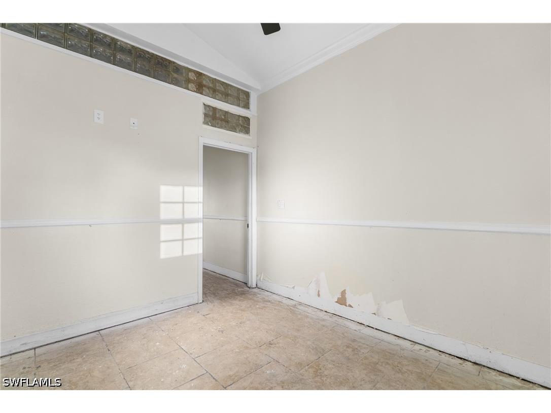 301 Allen Avenue Everglades City FL 34139 226016653 image29