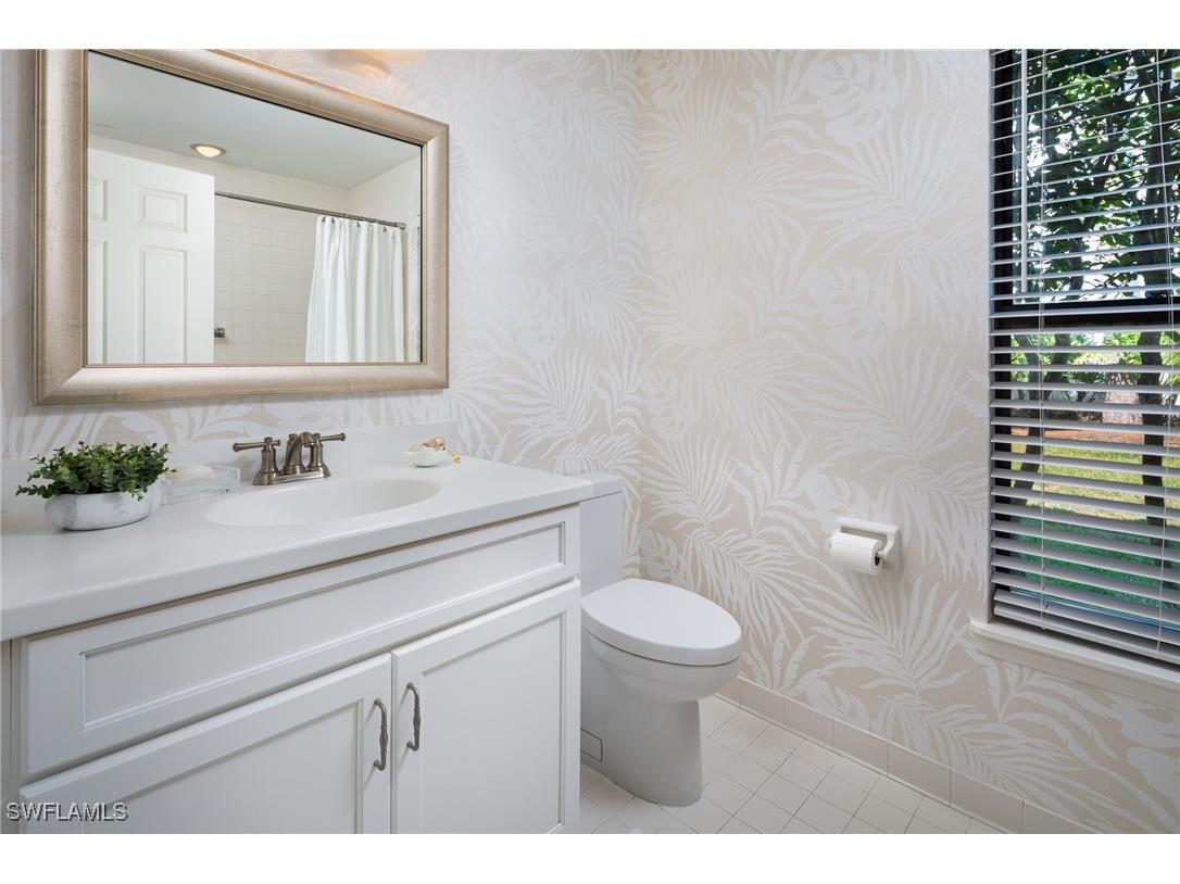 301 Courtside Drive Naples FL 34105 225076196 image11