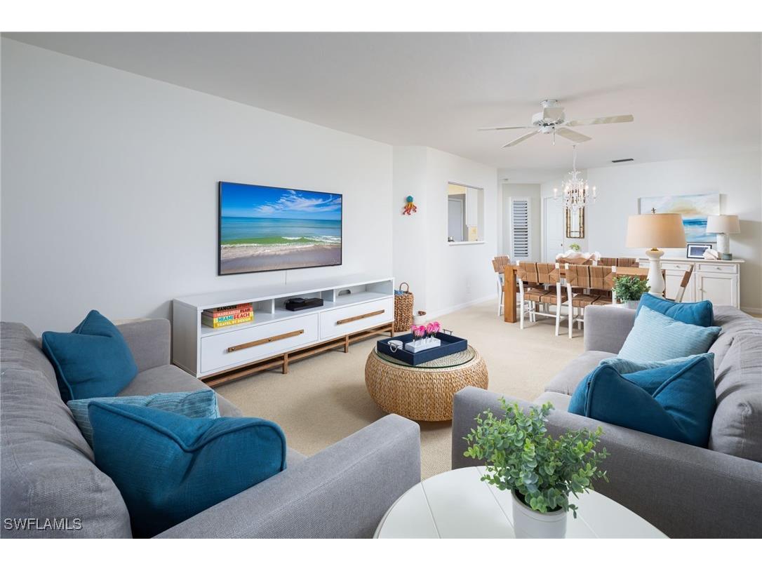 301 Courtside Drive Naples FL 34105 225076196 image5