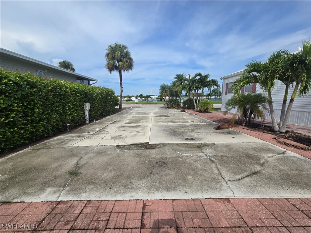 301 Imperial Wilder Boulevard Naples FL 34114 225075090 image4