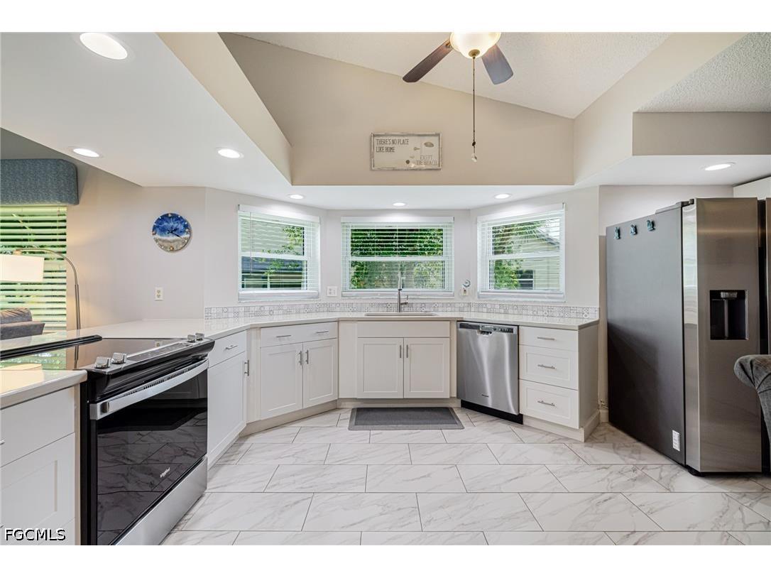 301 Mcgregor Park Circle Fort Myers FL 33908 2026026002 image5