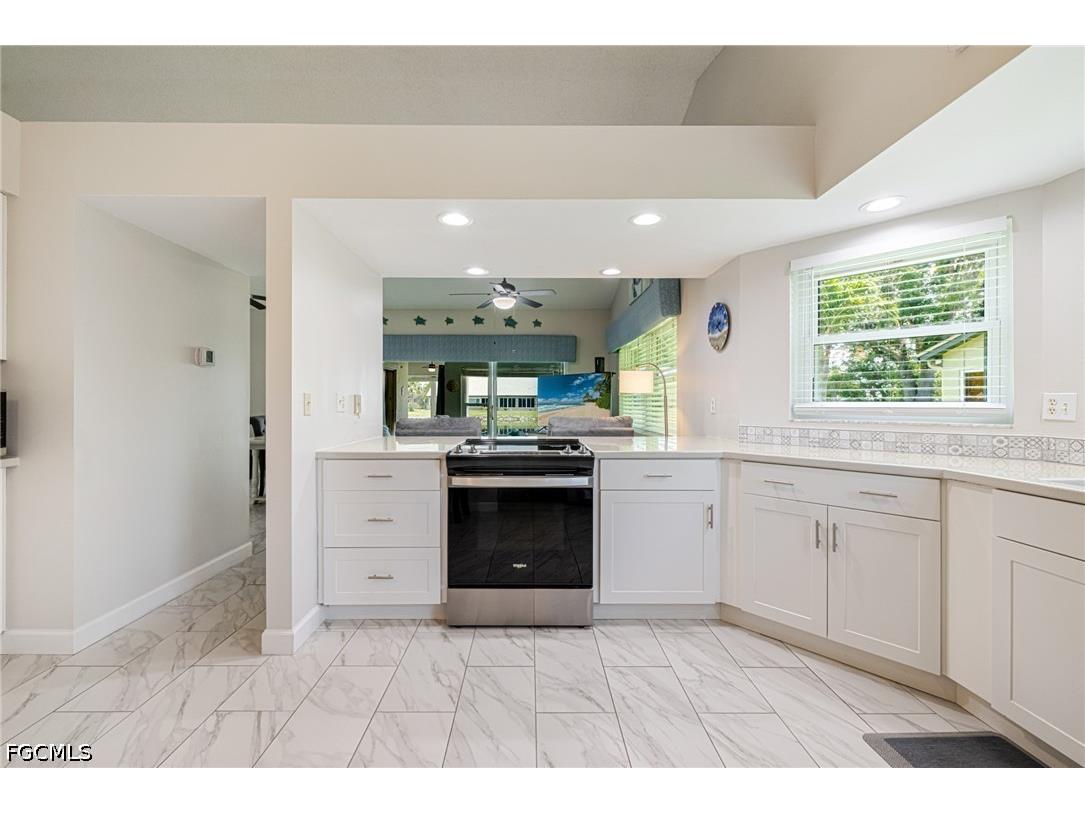 301 Mcgregor Park Circle Fort Myers FL 33908 2026026002 image6