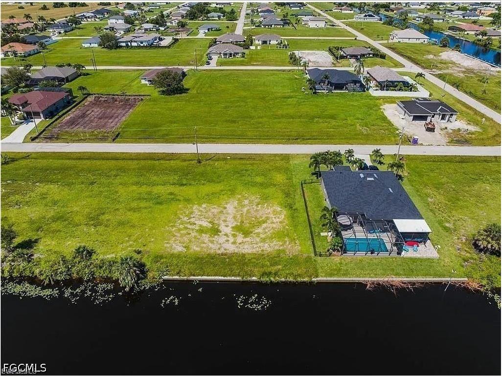 301 NW 26th Place Cape Coral FL 33993 2026016019 image2