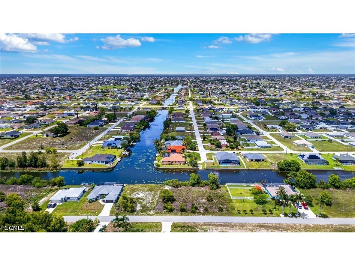 301 NW 5th Terrace Cape Coral FL 33993 2026024156 image10