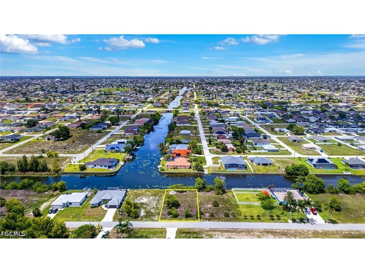 301 NW 5th Terrace Cape Coral FL 33993 2026024156 image9