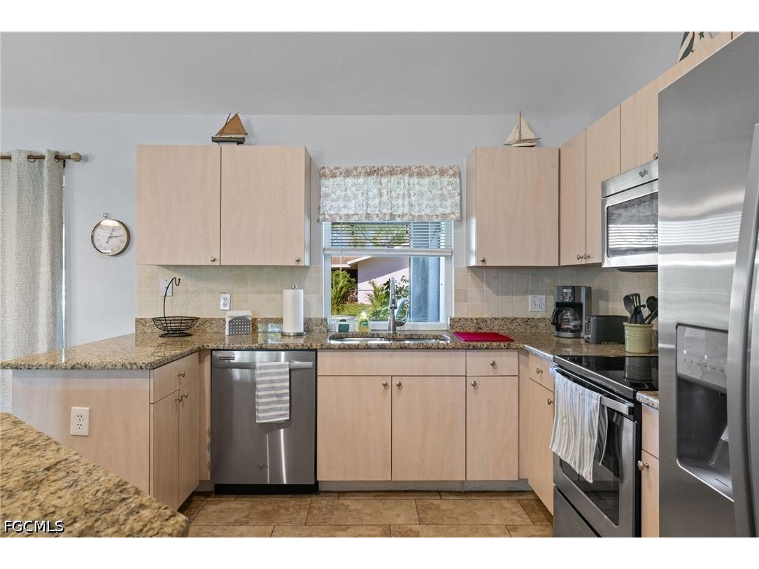 301 SE 30th Terrace Cape Coral FL 33904 2026028899 image10