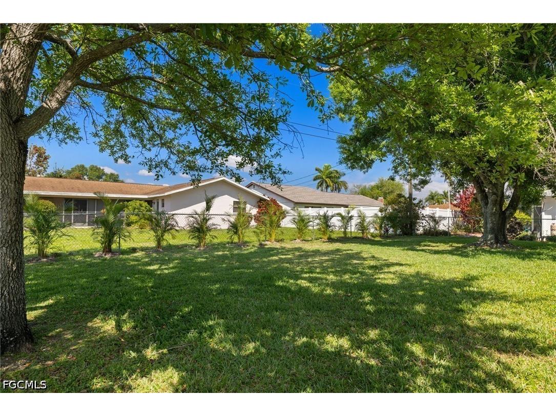 301 SE 30th Terrace Cape Coral FL 33904 2026028899 image22