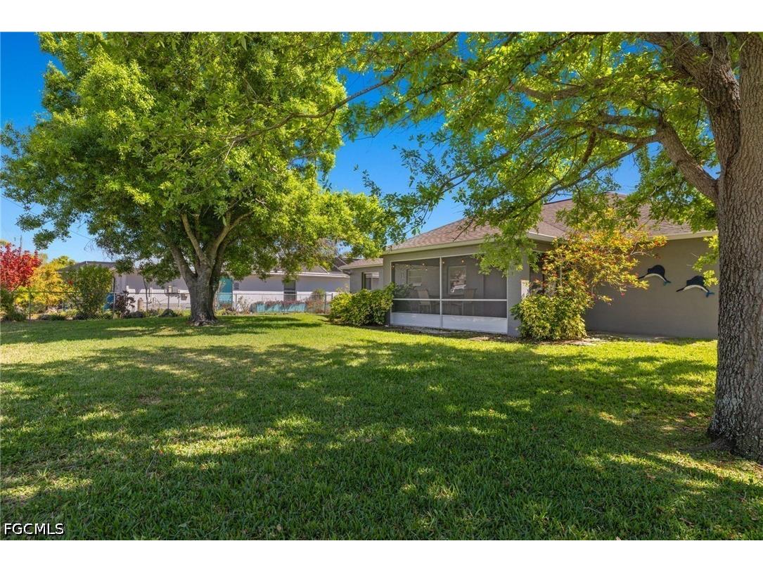 301 SE 30th Terrace Cape Coral FL 33904 2026028899 image23