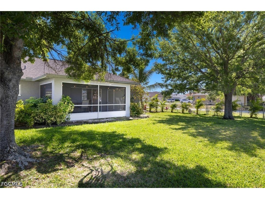 301 SE 30th Terrace Cape Coral FL 33904 2026028899 image24