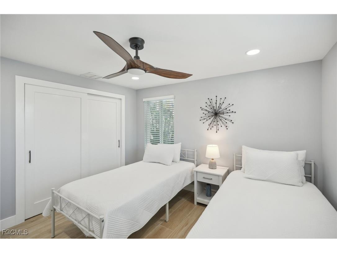 301 Seminole Way Fort Myers Beach FL 33931 2025010427 image15