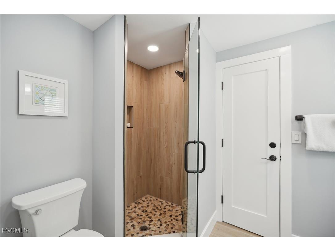 301 Seminole Way Fort Myers Beach FL 33931 2025010427 image23