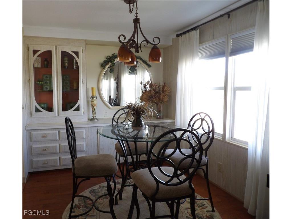 301 Twig Court N North Fort Myers FL 33917 2025019611 image6