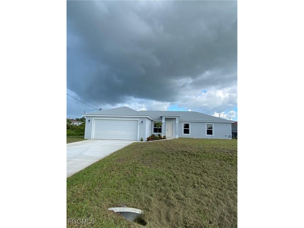 3010 67th Street W Lehigh Acres FL 33971 2025006756 image1