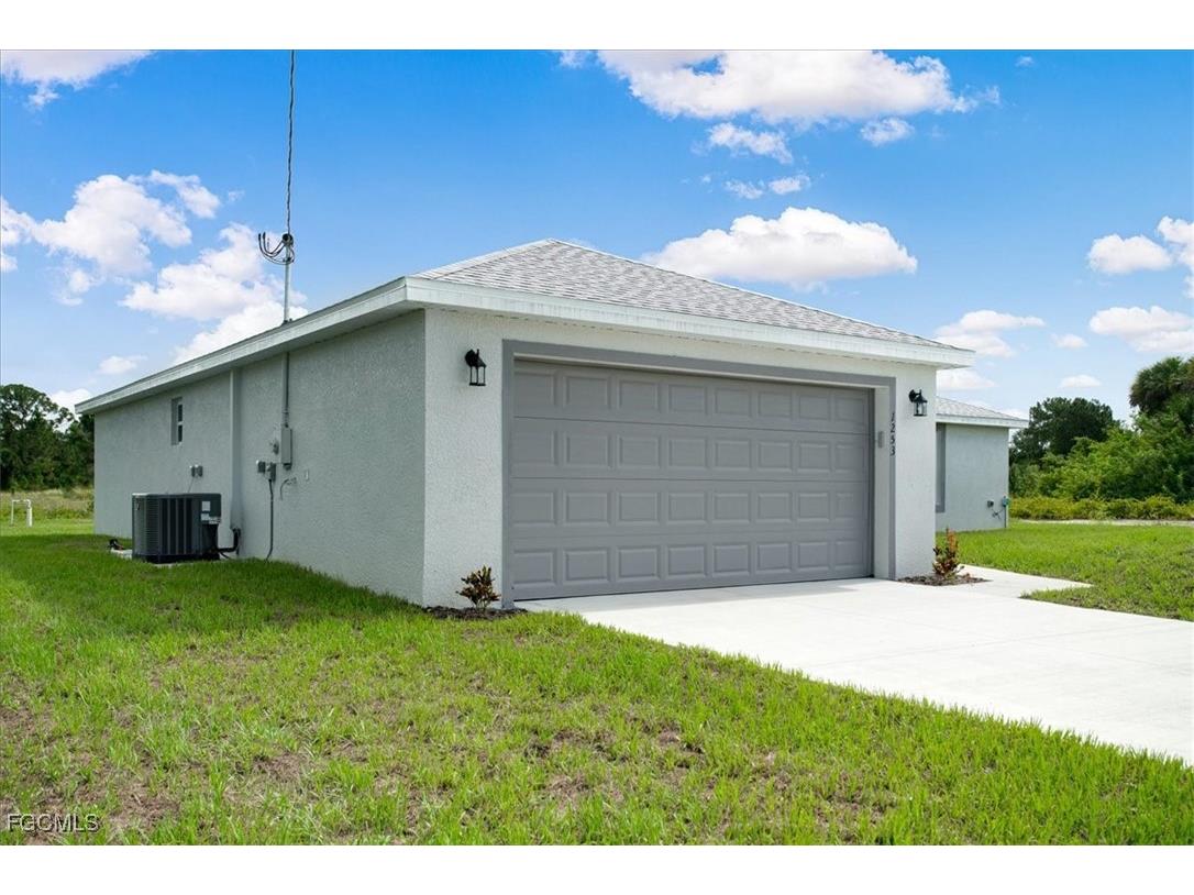 3010 67th Street W Lehigh Acres FL 33971 2025022254 image20