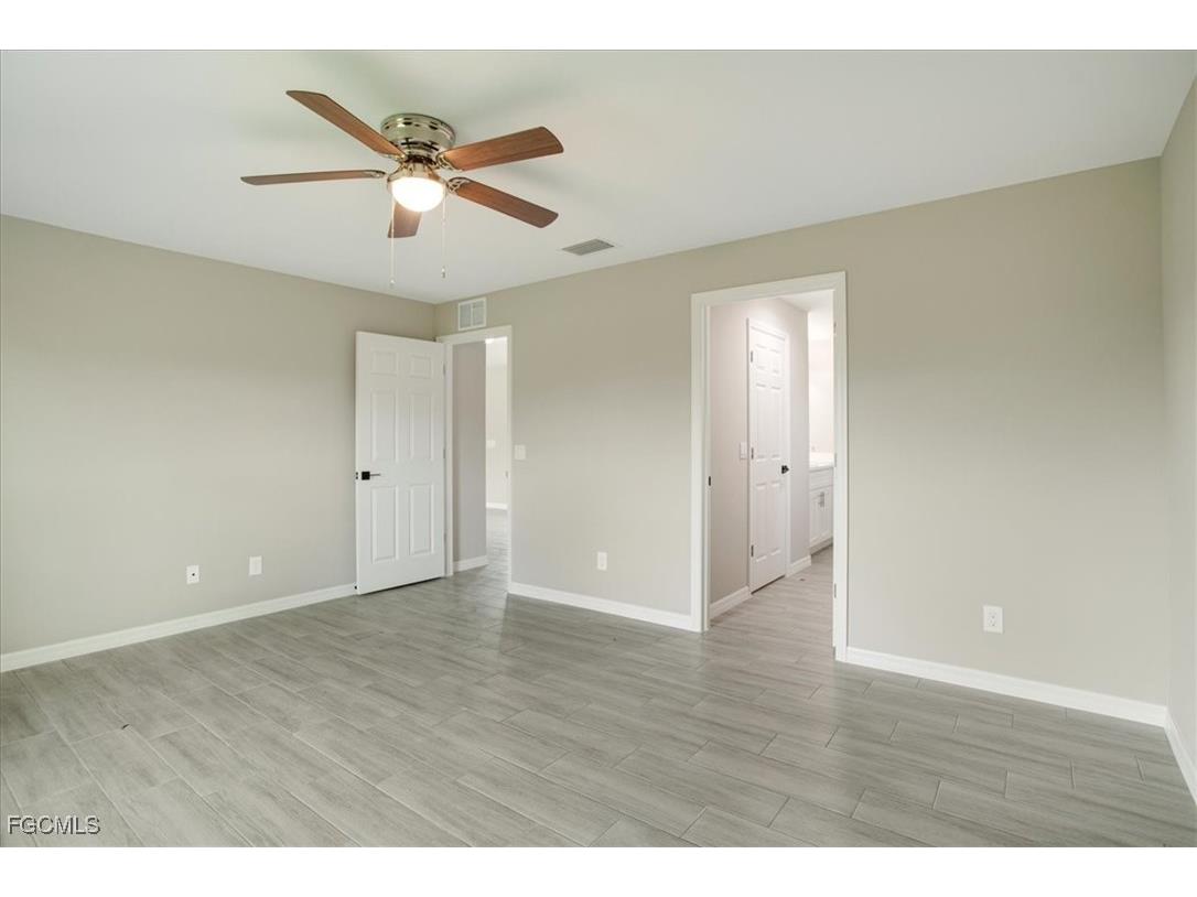 3010 67th Street W Lehigh Acres FL 33971 2025022254 image8