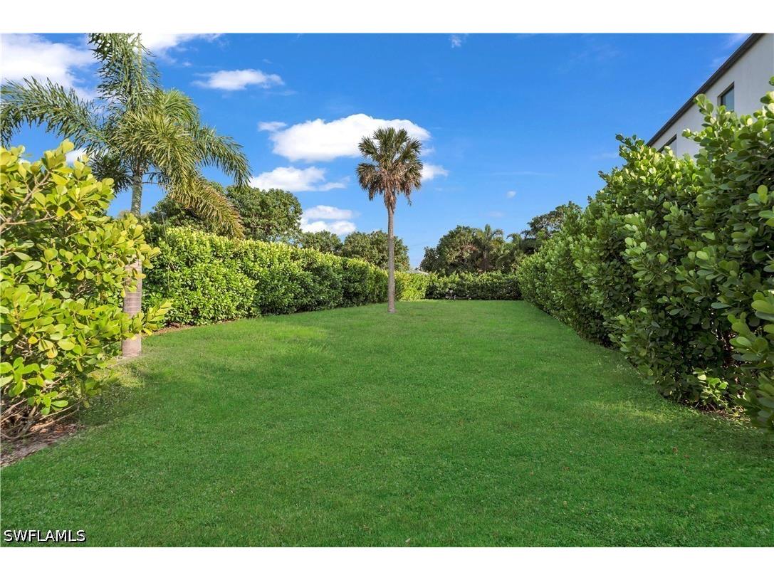 3010 Coco Avenue Naples FL 34112 226021346 image4