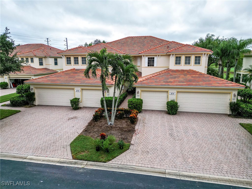 3010 Meandering Way #102 Fort Myers FL 33905 225074141 image1